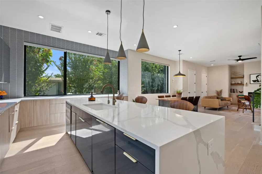 4717 Mount Vernon Drive #A Austin, TX 78745