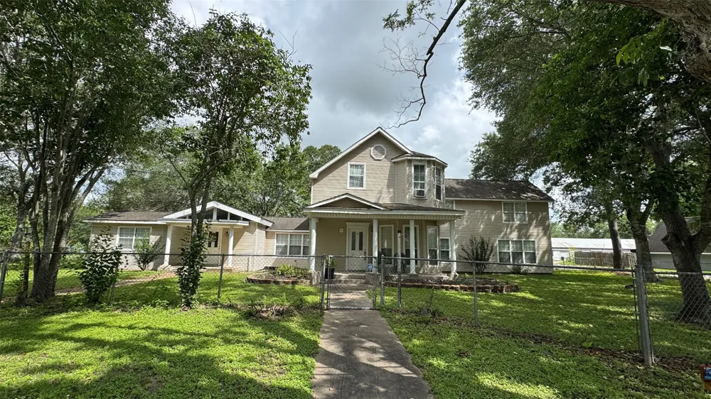 411 E Church Street El Campo, TX 77437