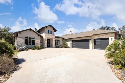 2604 Arion Circle