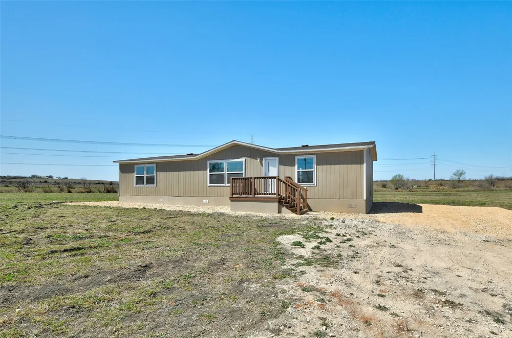 14512 Graef Road Creedmoor, TX 78610