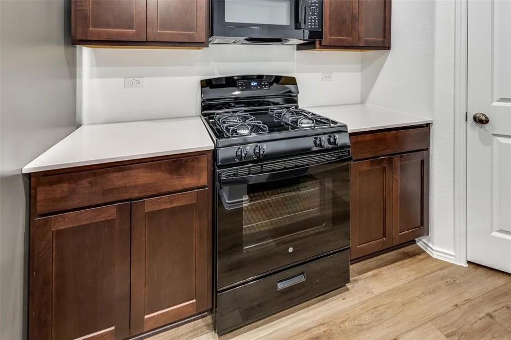 124 Maravillas Bend Bastrop, TX 78602