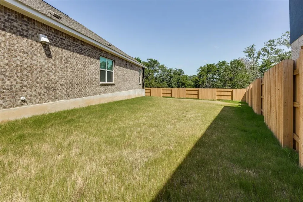 124 Maravillas Bend Bastrop, TX 78602