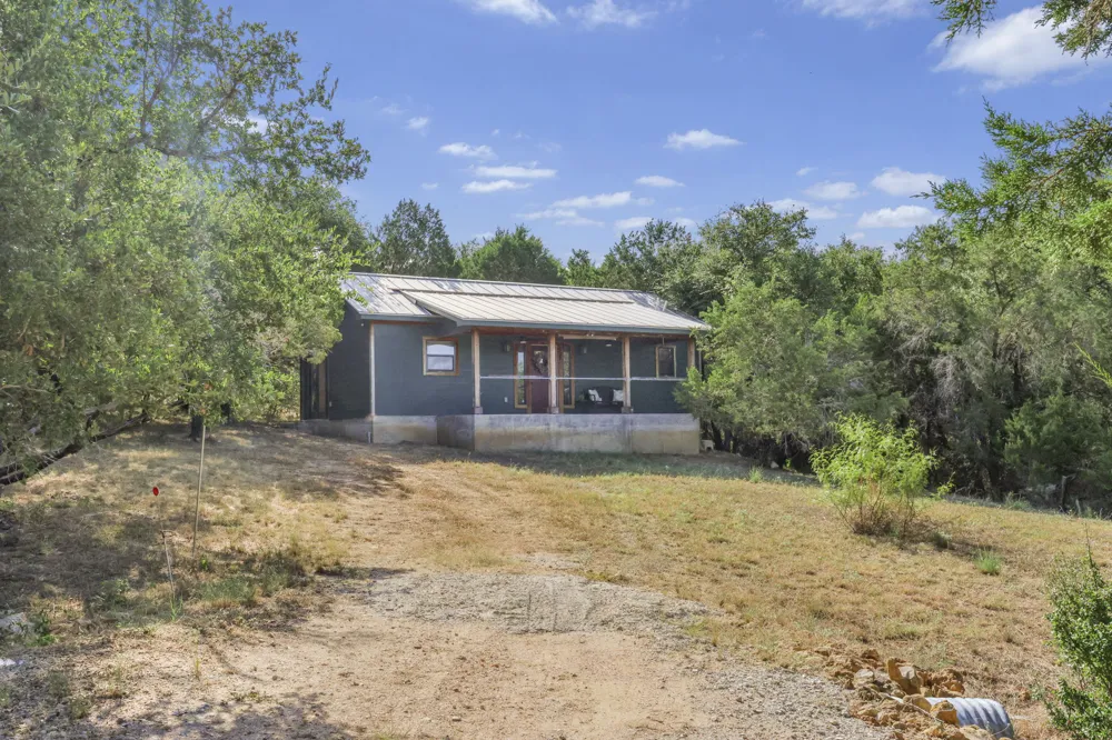 407 Breezing Lane Spicewood, TX 78669