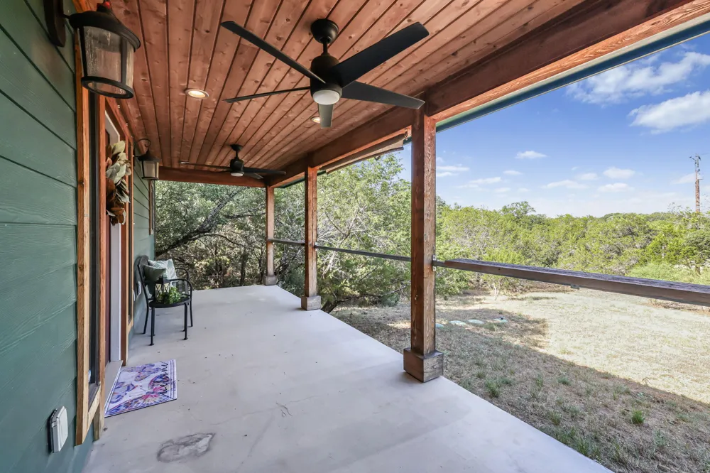 407 Breezing Lane Spicewood, TX 78669