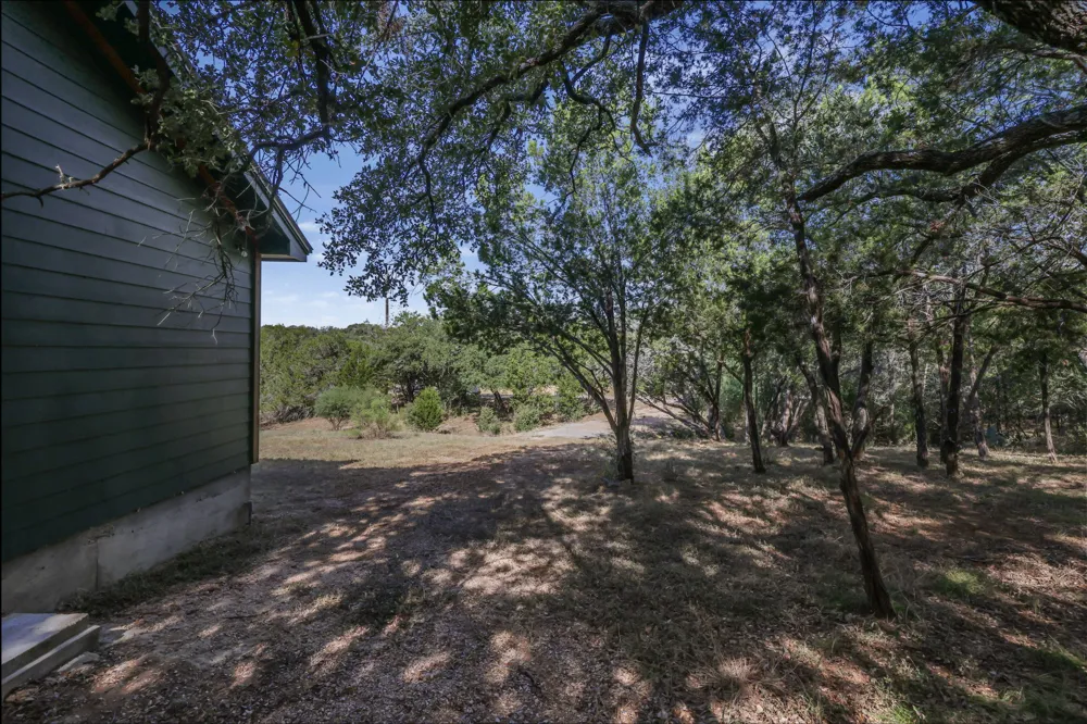 407 Breezing Lane Spicewood, TX 78669