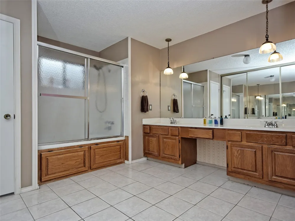 7801 Palacios Drive Austin, TX 78749