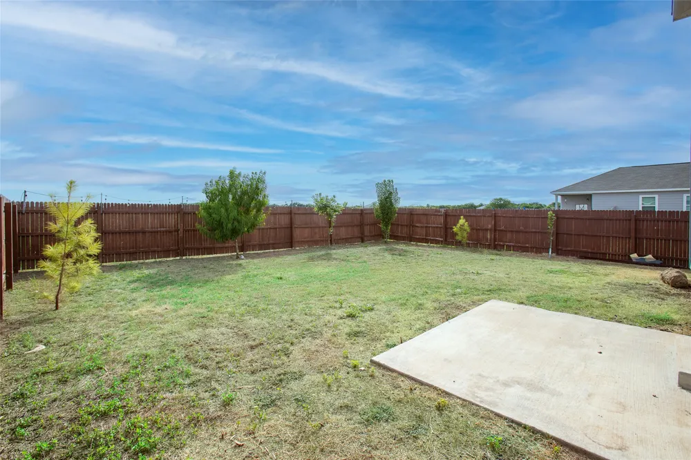 195 Bracken Lane Maxwell, TX 78656