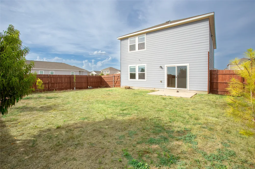 195 Bracken Lane Maxwell, TX 78656