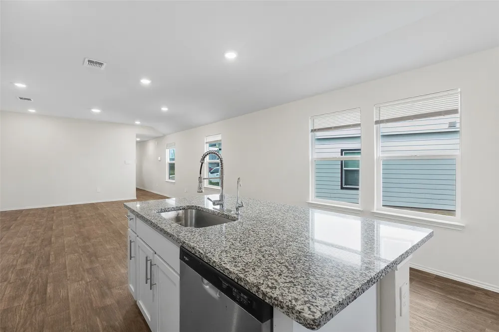 133 Frogmore Loop Uhland, TX 78640