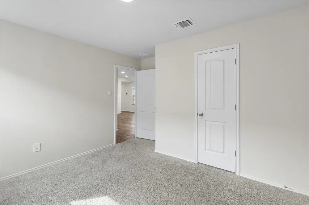 133 Frogmore Loop Uhland, TX 78640
