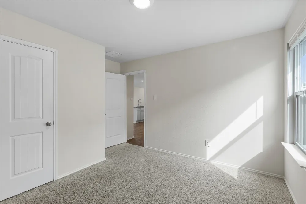 133 Frogmore Loop Uhland, TX 78640