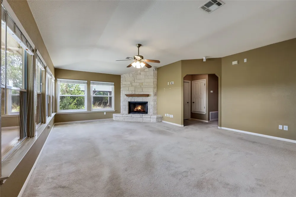 7312 White Oak Drive Lago Vista, TX 78645