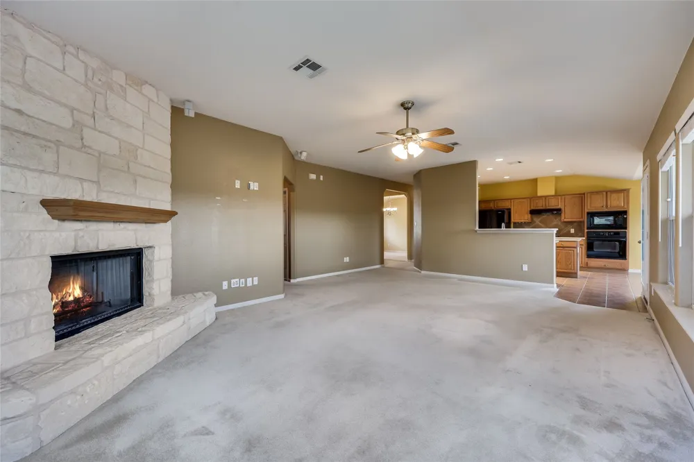 7312 White Oak Drive Lago Vista, TX 78645