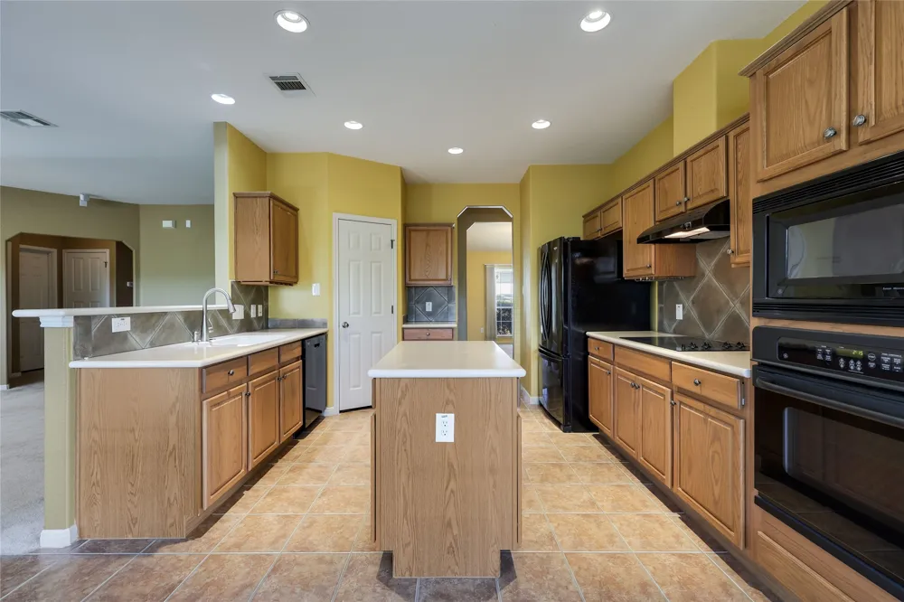 7312 White Oak Drive Lago Vista, TX 78645