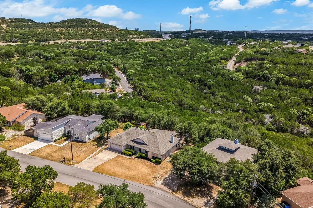 7312 White Oak Drive Lago Vista, TX 78645