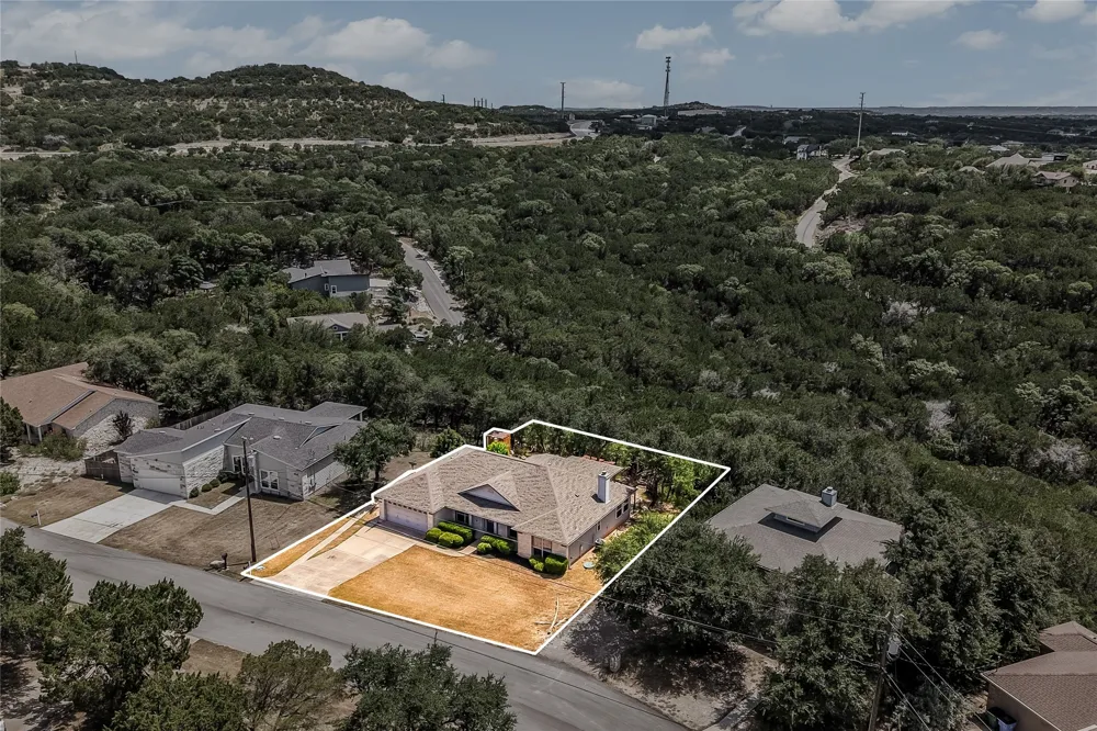 7312 White Oak Drive Lago Vista, TX 78645