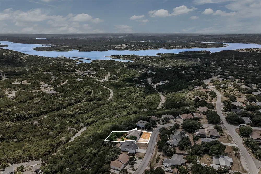 7312 White Oak Drive Lago Vista, TX 78645
