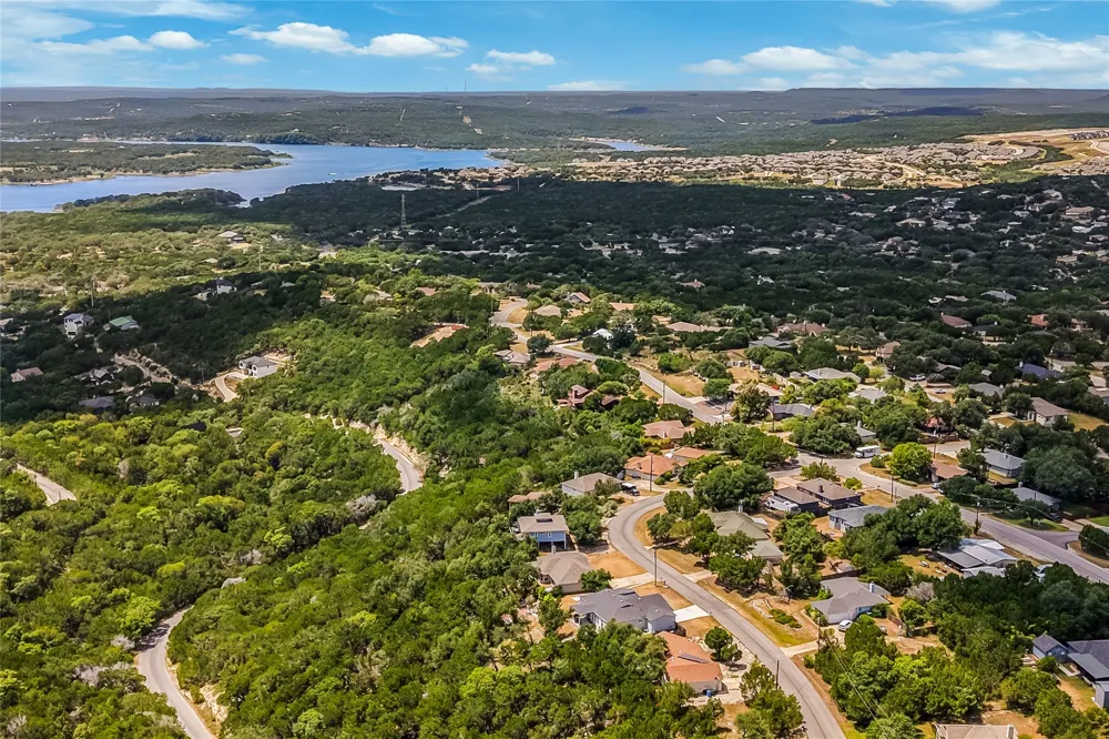 7312 White Oak Drive Lago Vista, TX 78645