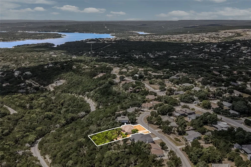 7312 White Oak Drive Lago Vista, TX 78645