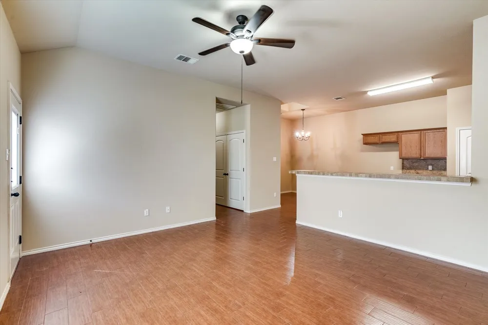 1120 Brendon Lee Lane #1120 Georgetown, TX 78626