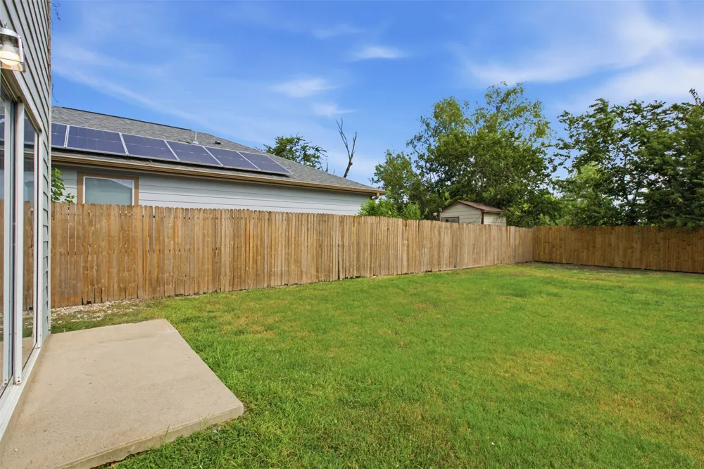 12704 Saint Thomas Drive Del Valle, TX 78617