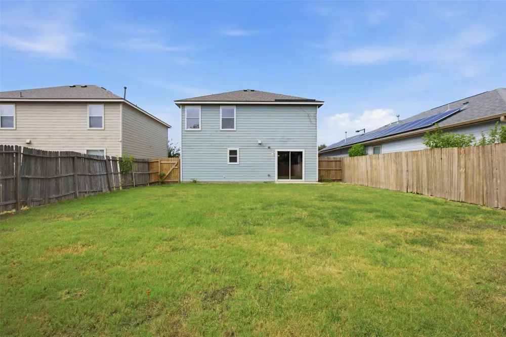 12704 Saint Thomas Drive Del Valle, TX 78617
