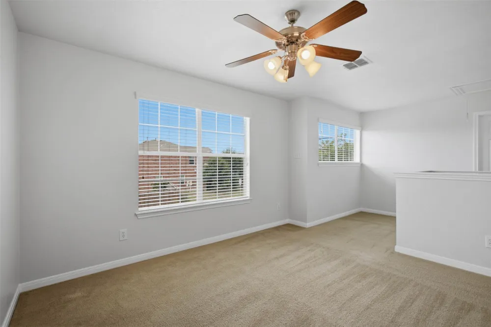12704 Saint Thomas Drive Del Valle, TX 78617