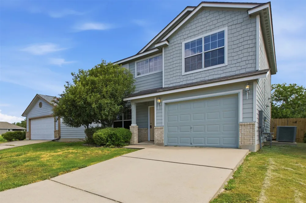 12704 Saint Thomas Drive Del Valle, TX 78617