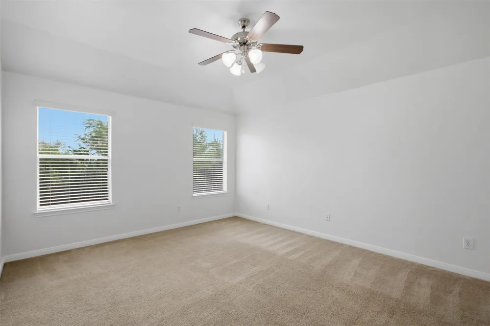 12704 Saint Thomas Drive Del Valle, TX 78617