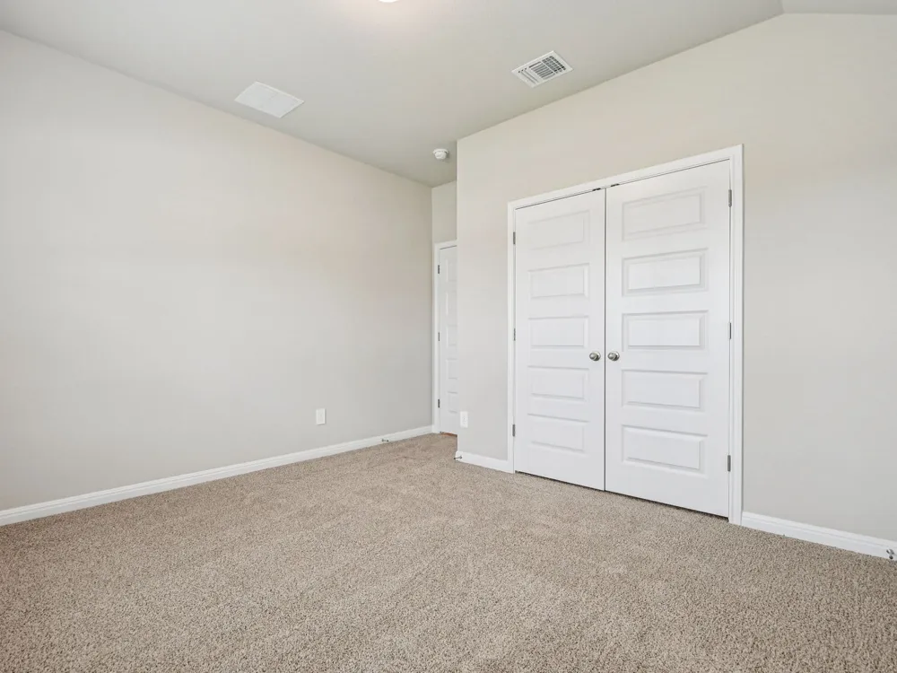 150 Coopers Hawk Crest Cedar Creek, TX 78612