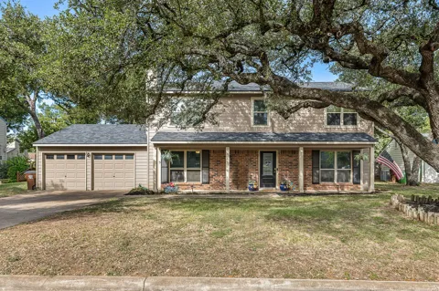 2300 OAKRIDGE DRIVE