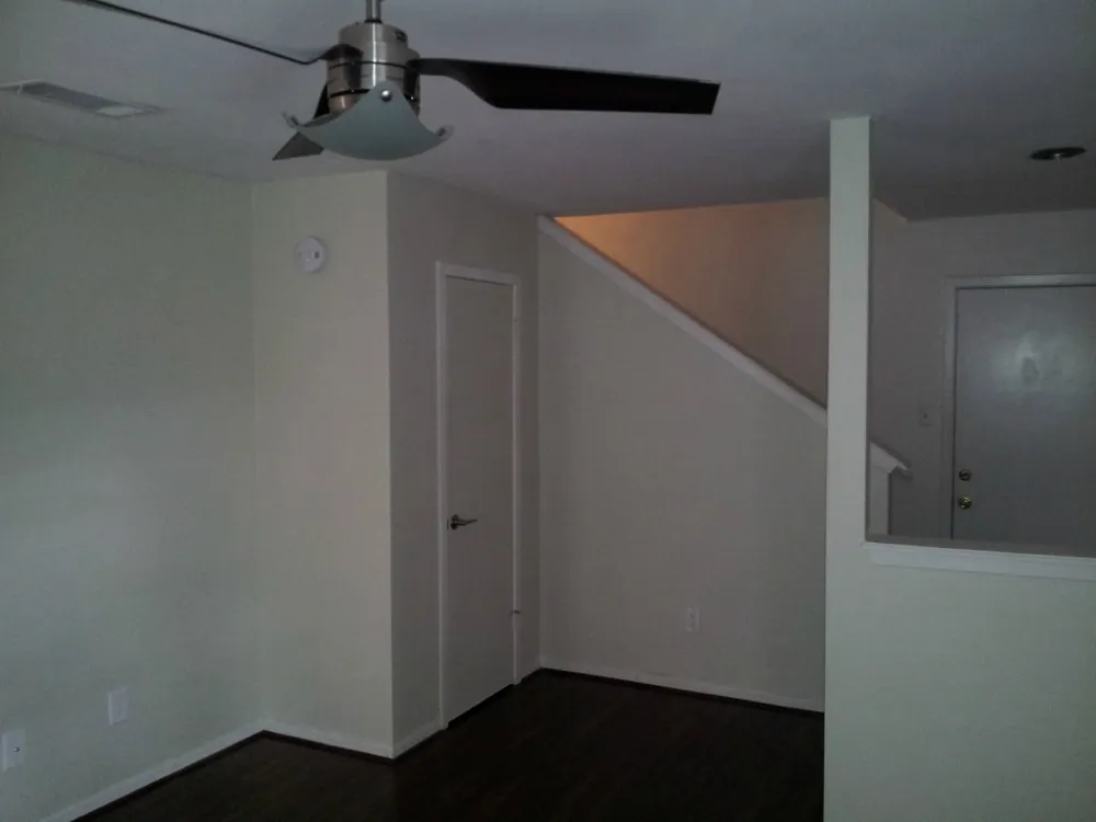 8807 Schick Road #D Austin, TX 78729