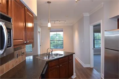 7701 Rialto Boulevard #125 Austin, TX 78735