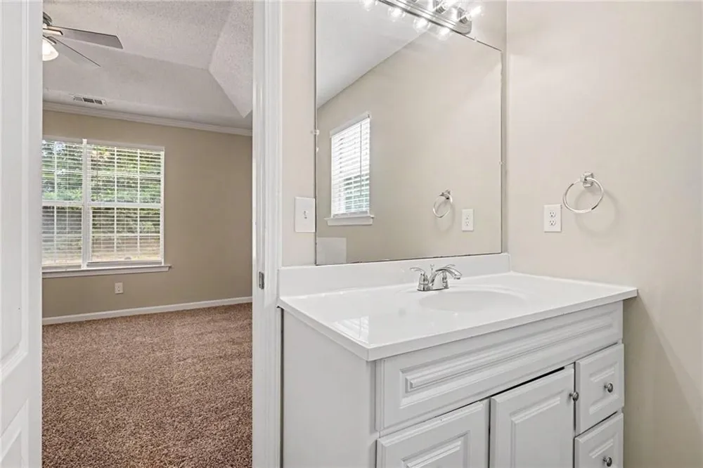 722 Rosewood Circle Jonesboro, GA 30238