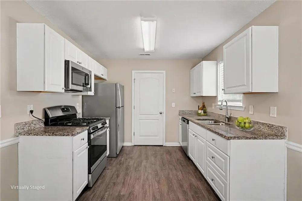 722 Rosewood Circle Jonesboro, GA 30238