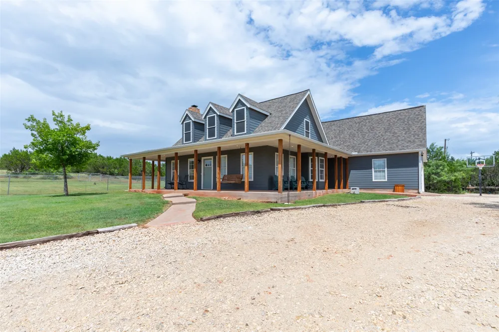 125 County Road 694 Buffalo Gap, TX 79508