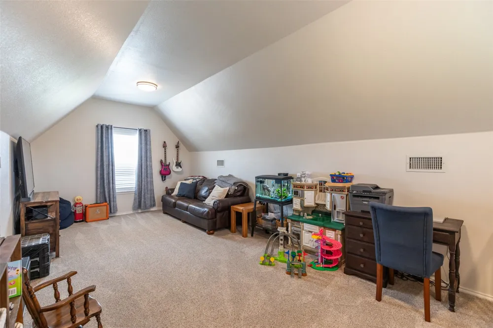 125 County Road 694 Buffalo Gap, TX 79508