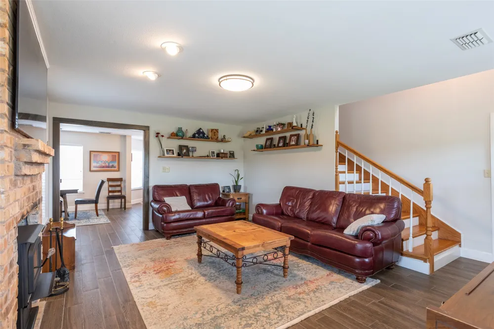 125 County Road 694 Buffalo Gap, TX 79508