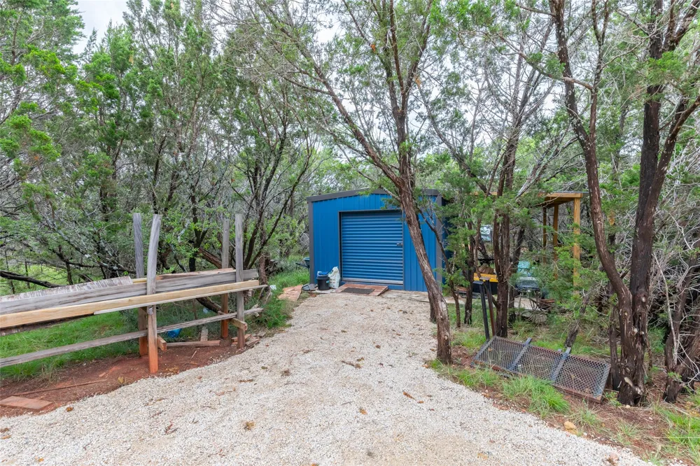 125 County Road 694 Buffalo Gap, TX 79508