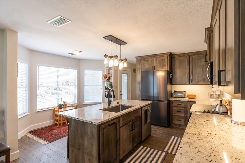 125 County Road 694 Buffalo Gap, TX 79508