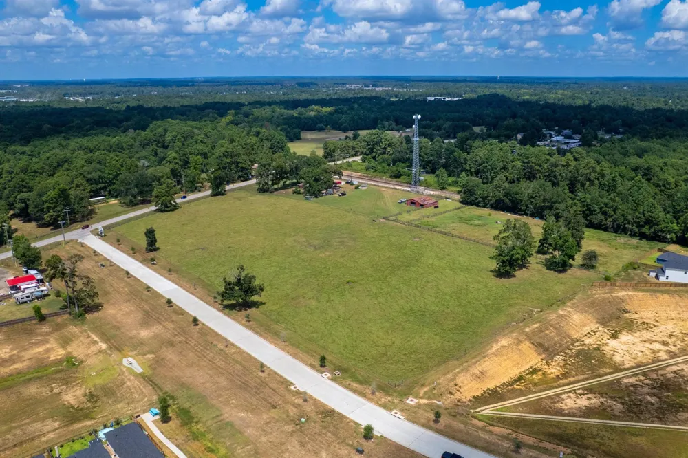9247 Crockett Martin Road Conroe, TX 77306