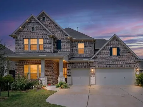 5823 Ash Valley Drives