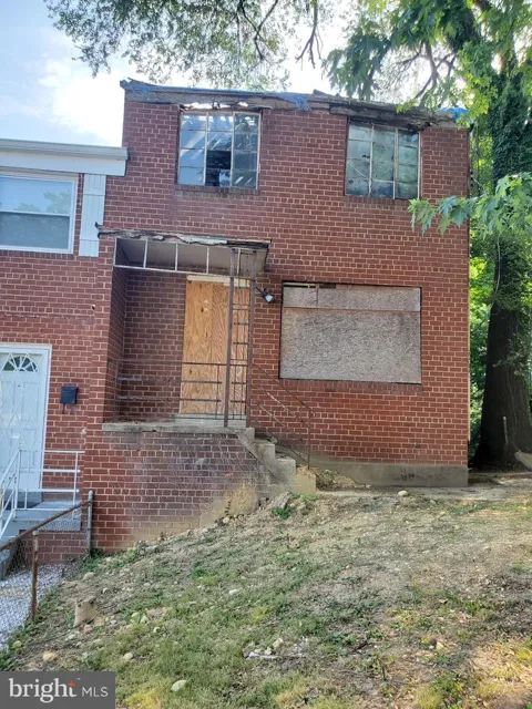 3612 DIXON STREET