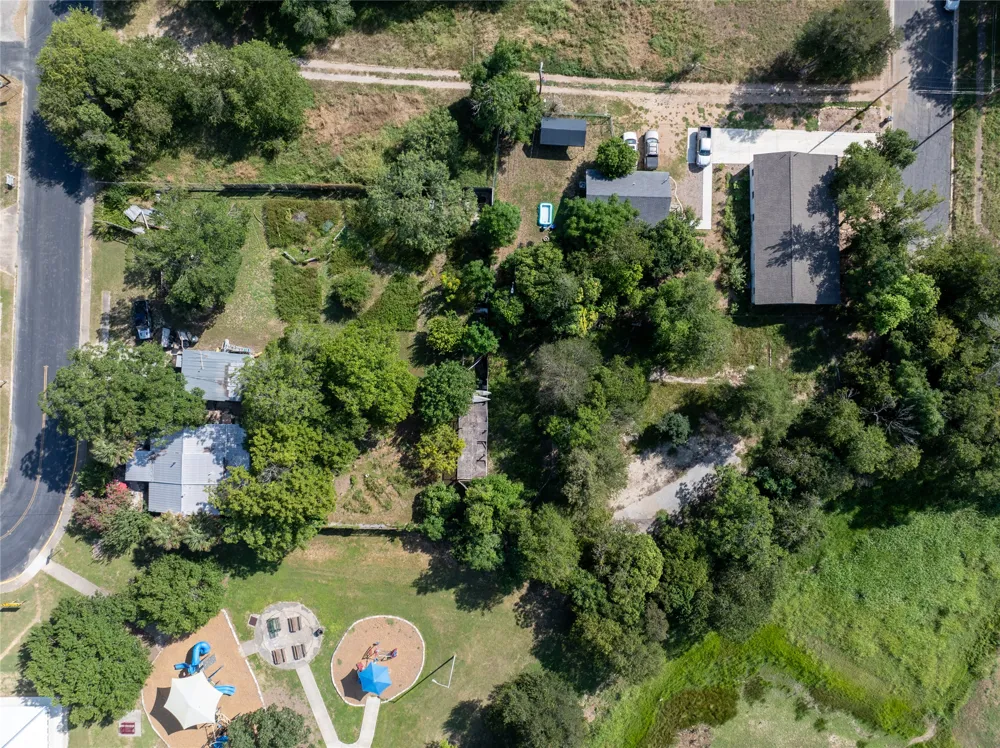 734 Valley Street San Marcos, TX 78666