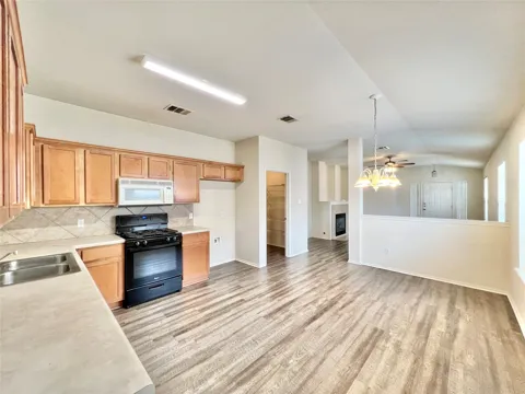 2221 Pearson Way