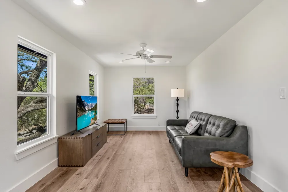 1600 Flite Acres Road Wimberley, TX 78676