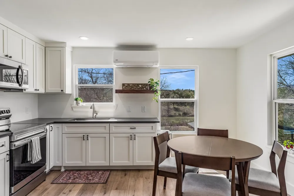 1600 Flite Acres Road Wimberley, TX 78676