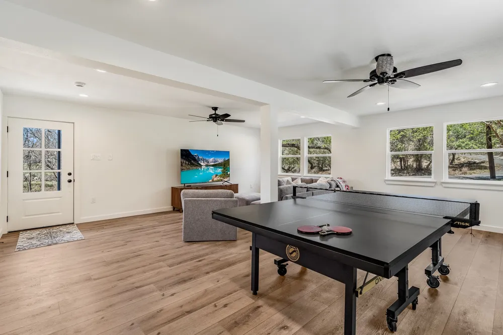 1600 Flite Acres Road Wimberley, TX 78676