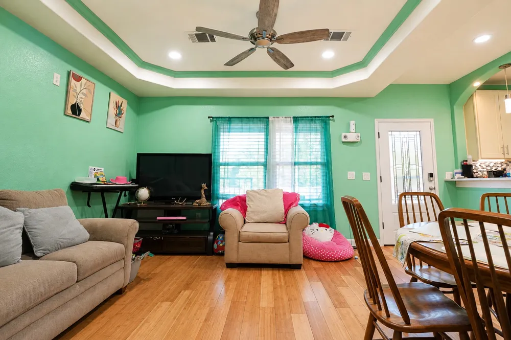 130 Los Arcos Road Elgin, TX 78621