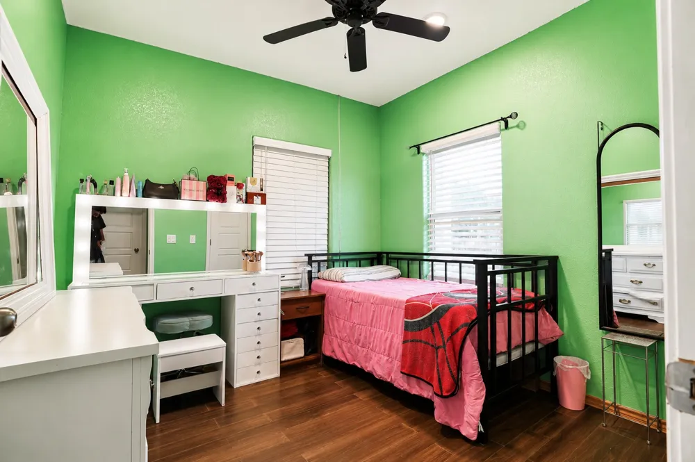130 Los Arcos Road Elgin, TX 78621